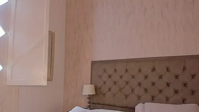 Chat XXX ao vivo de Sienna_brunette