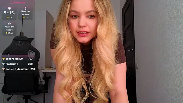 Chat +18 de Milana15 ao vivo