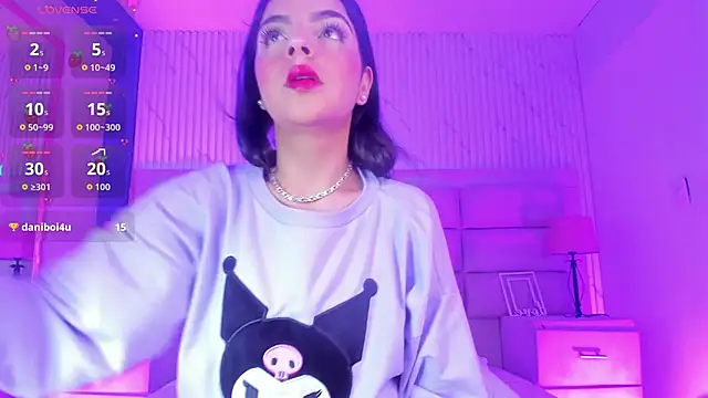 Chat +18 de KarelyMitchel ao vivo