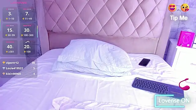 Вебкам-шоу CleoFoxx_