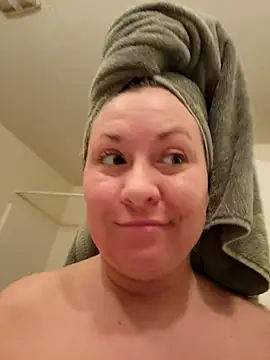 ImpressYouDaily's Live XXX Chat