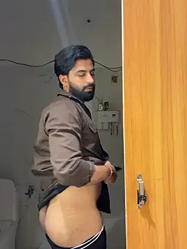 Chat XXX en directo de hottestboy03