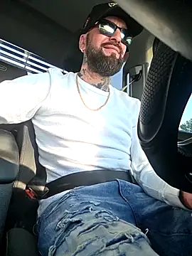 Chat XXX Live Beardedtattood