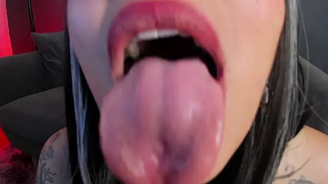 Chat XXX ao vivo de flower_smith_