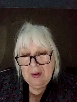 Alexia64231's Webcam Show