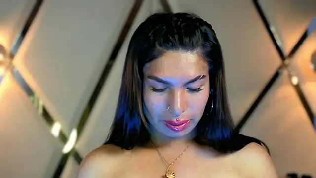 دردشة MeelFox الجنسية المباشرة