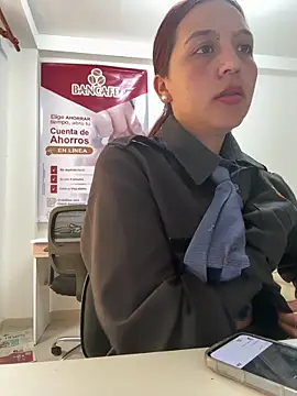 Emily-7_ Chat XXX live