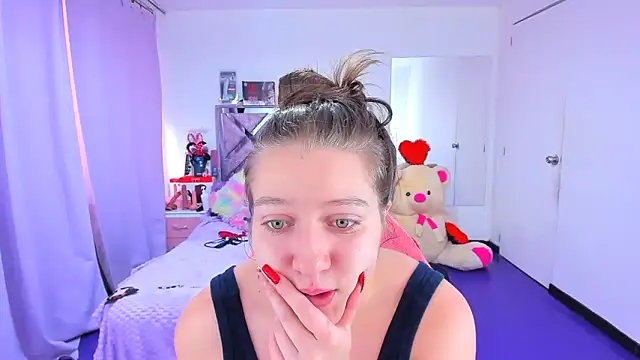 Chatroom XXX en direct de Luna_Analya