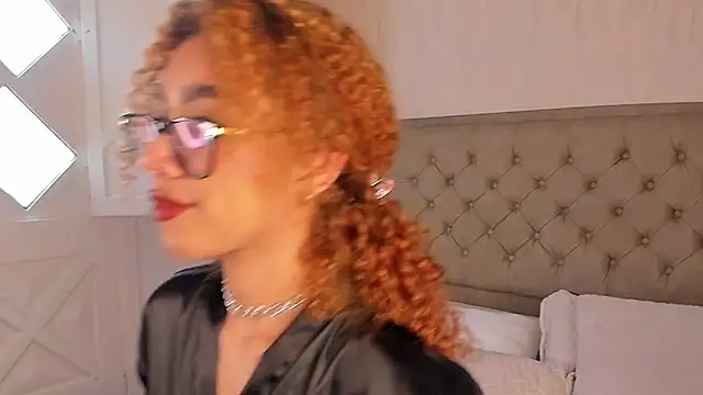 Sienna_brunette's Live XXX Chat