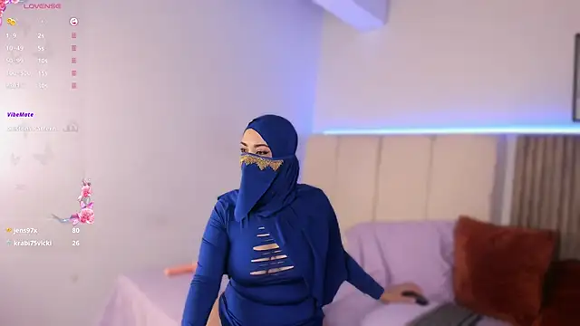 Show modela Layla_Sahar na web-kameri