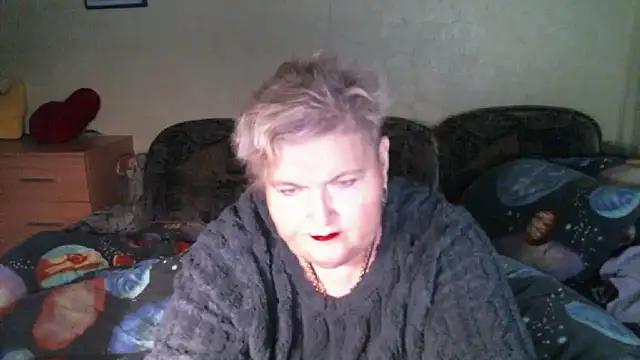 Lana555 即時 XXX 聊天