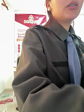 عرض كام Emily-7_