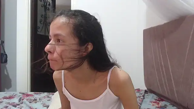 nathaly_jones_ – Naživo XXX chat