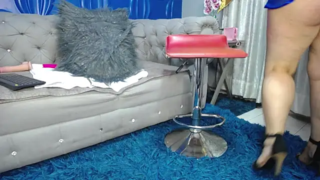 JolieDuvalle Chat XXX live