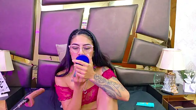 NicoleEsposito 现场XXX聊天