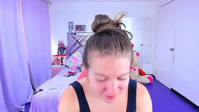 Luna_Analya – Live XXX-chat