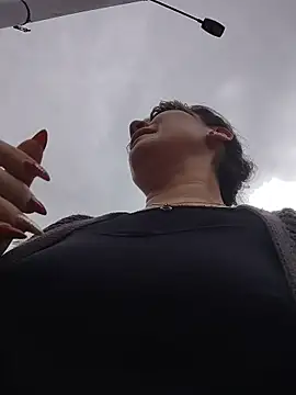 tata_sanz_ 现场XXX聊天