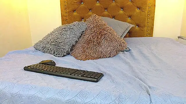 Shantal_Joness: απευθείας συνομιλία ΧΧΧ