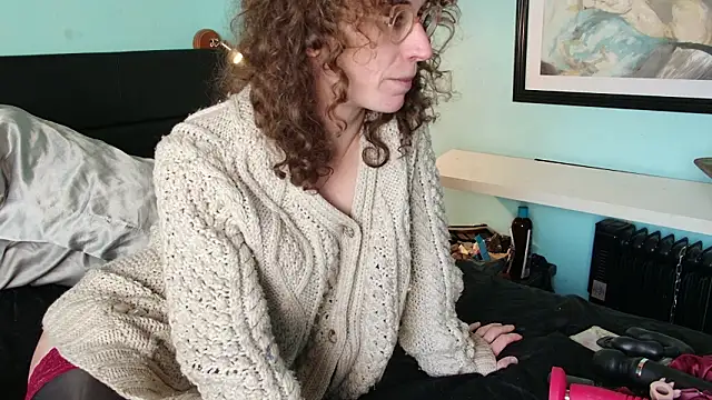 Prxscillia_Tx: διαδικτυακό σόου στην κάμερα