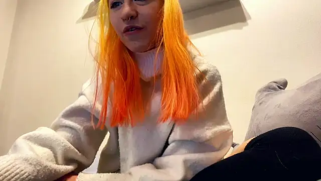 EmilyHeinのライブXXXチャット