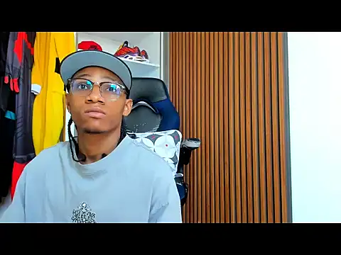 Webkamerová show yandi_hot