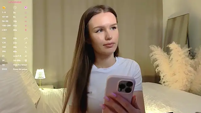 XXX chat uživo modela illumiangel