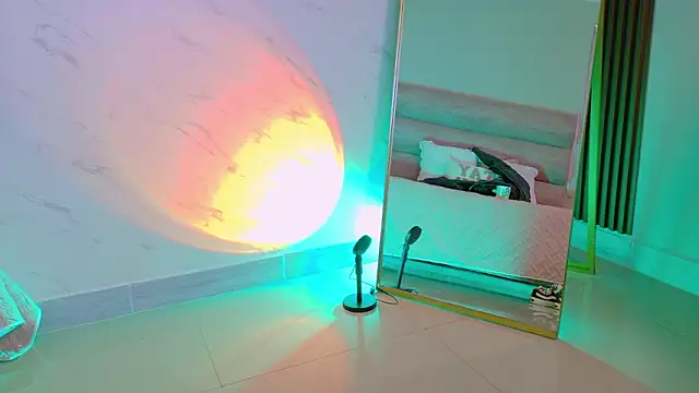 We_DM: онлайн-секс-чат