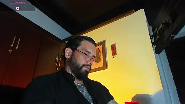 CamiloGray_ Live XXX-Chat