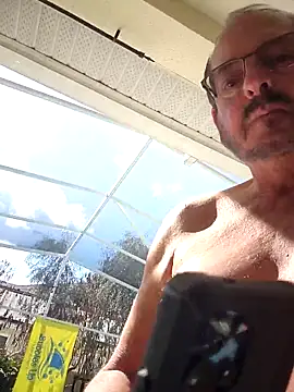 theclubist111 Live XXX-Chat