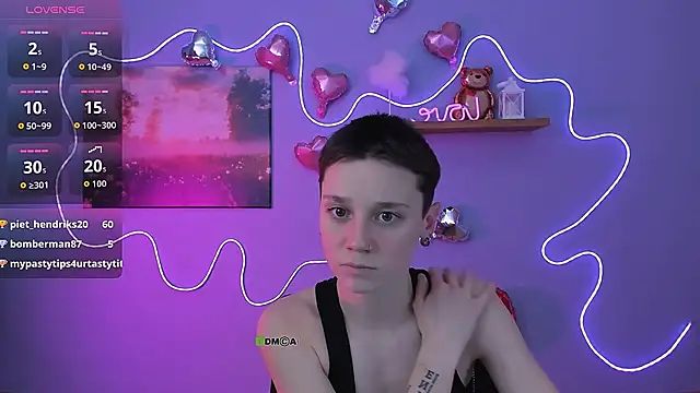 แชท XXX สดของ emi_fade