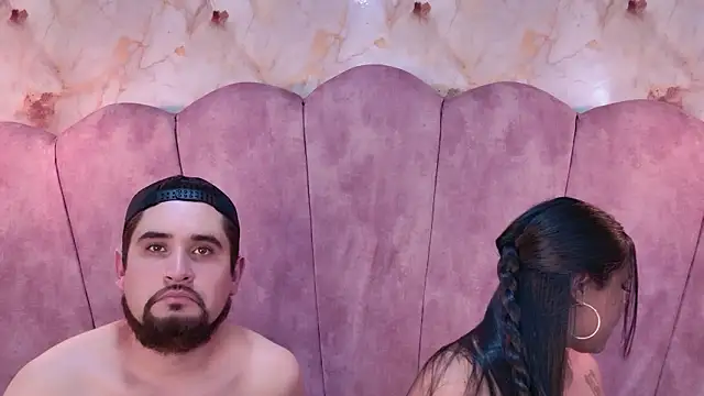 Chatroom XXX en direct de SasshaSpicy