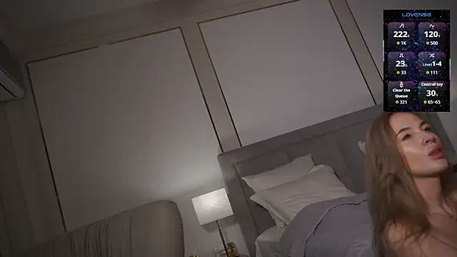 eseniyavlのウェブカメラショー