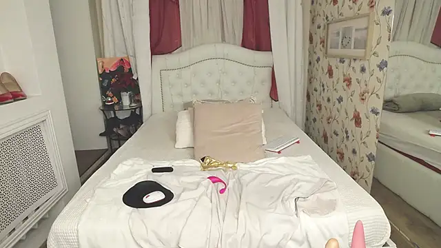 SilviaHart Live XXX-Chat