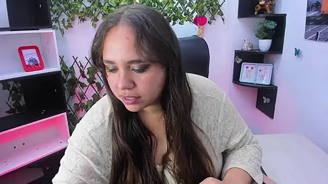 Show webcam de LucyOwen_18