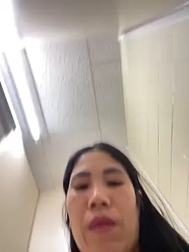 Pertunjukan Kamera Web Keola_kwad