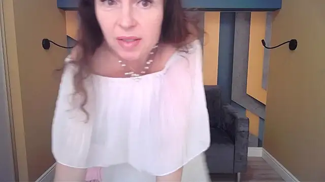 EllaLong Live XXX-Chat