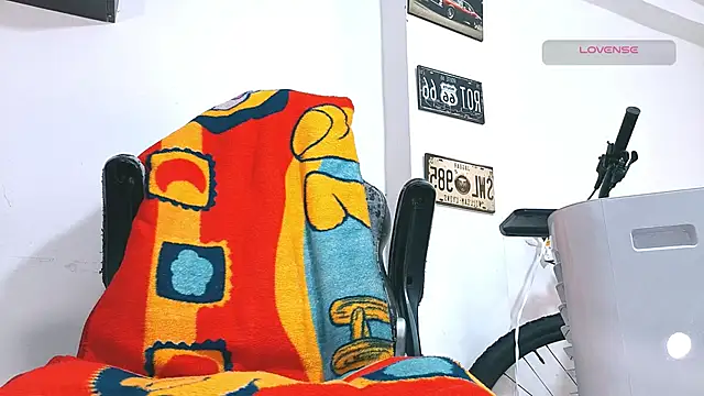 SilvaBranko: διαδικτυακό σόου στην κάμερα