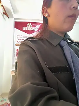 Chat XXX ao vivo de Emily-7_