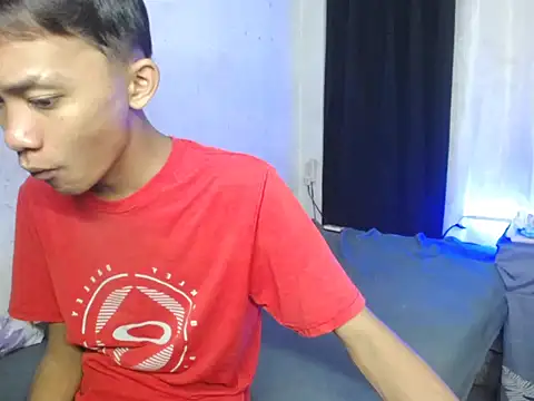 Innocentfucker Pertunjukan Webcam