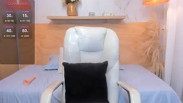 Lasira_Thill élő XXX-chatje