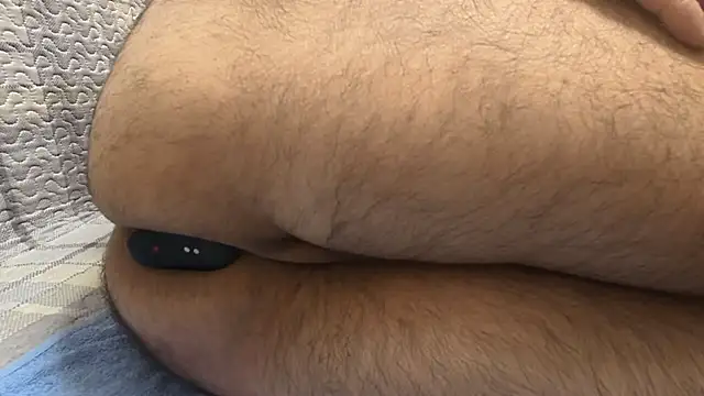 TARKAN1: διαδικτυακό σόου στην κάμερα