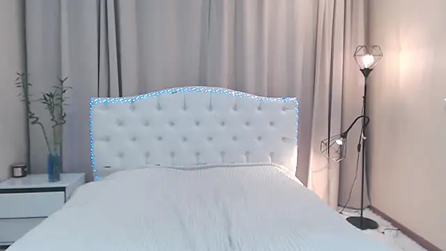 دردشة BeataBabe الجنسية المباشرة