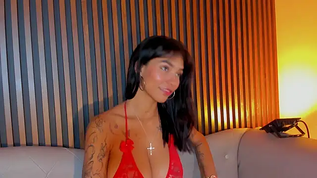 دردشة LauraAristizabal الجنسية المباشرة