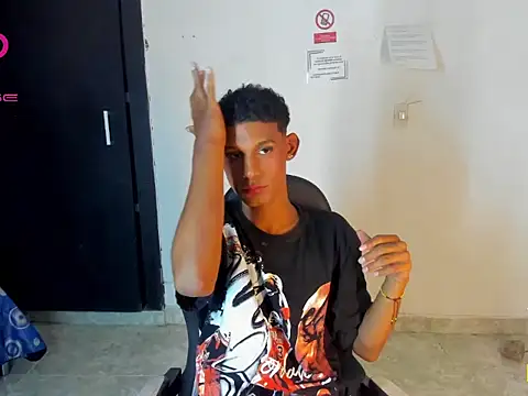 Ciara_HotTs Webcam Show