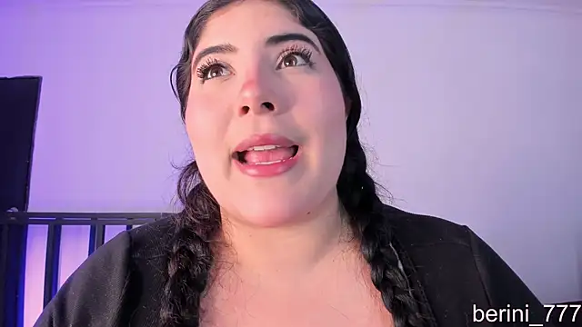 AmberiniHoffmanのライブXXXチャット