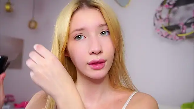 Chat XXX en directo de SunnivaCovil