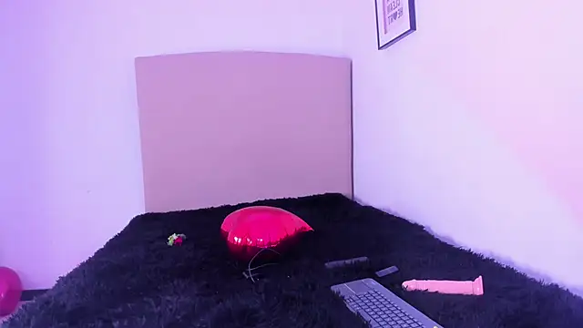 im_tiffany_ élő XXX-chatje