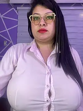 MiiaaJoness Live XXX-chat