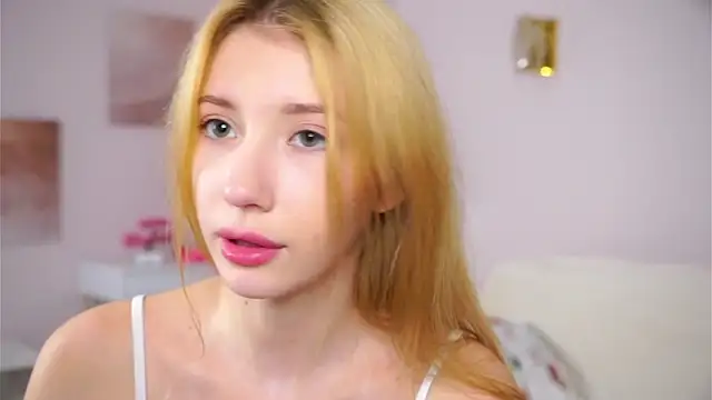 Chatroom XXX en direct de SunnivaCovil