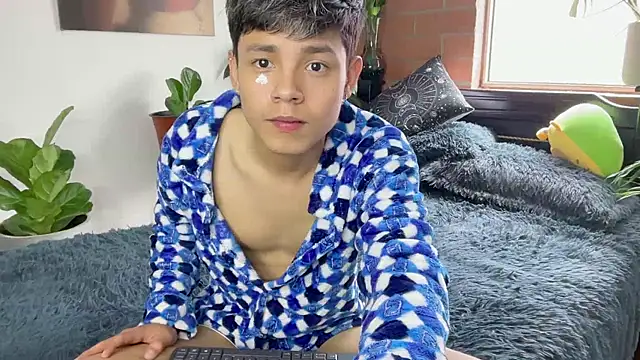 Chat XXX ao vivo de Andy_Belier23